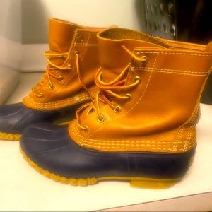L.L Bean Duck Boots Tan and Navy size W7/M5